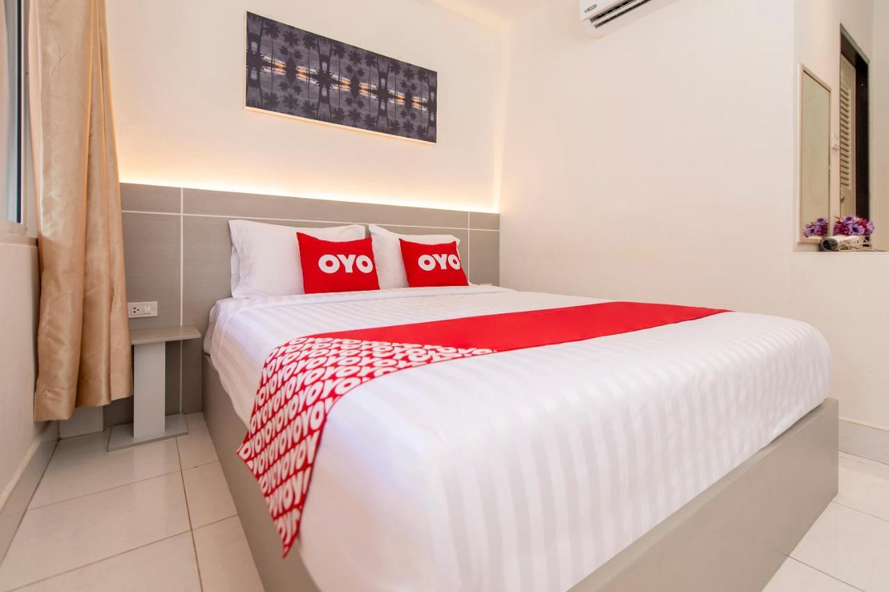 Oyo 328 Onion House Hotell Kata-stranden Eksteriør bilde